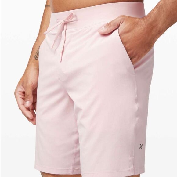 LULULEMON T.H.E. Short 9" *Liner Misty Pink M7AL9S Men’s Size Medium - Picture 2 of 8